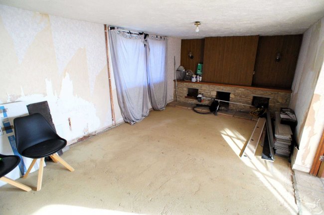 3 Greatfield Nr Royal Wootton Bassett, Wiltshire SN4 8EQ 2