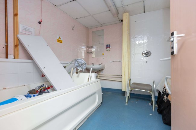 Bolds Court, Rogers Lane, Stoke Poges, Buckinghamshire, SL2 4LR 3