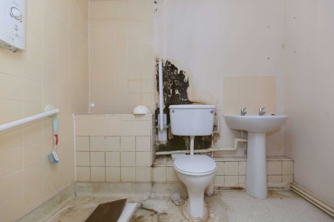 Bolds Court, Rogers Lane, Stoke Poges, Buckinghamshire, SL2 4LR 3