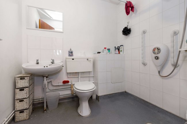 Bolds Court, Rogers Lane, Stoke Poges, Buckinghamshire, SL2 4LR 3