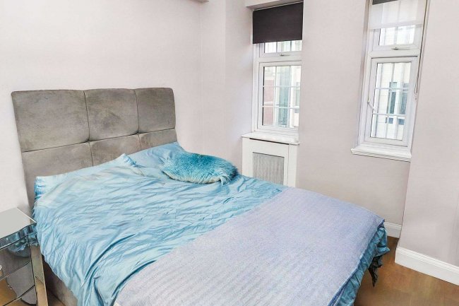 Flat 16 Princes Court, 88 Brompton Road, Knightsbridge, London, SW3 1ES 6