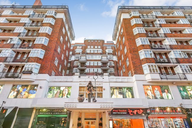 Flat 16 Princes Court, 88 Brompton Road, Knightsbridge, London, SW3 1ES 6