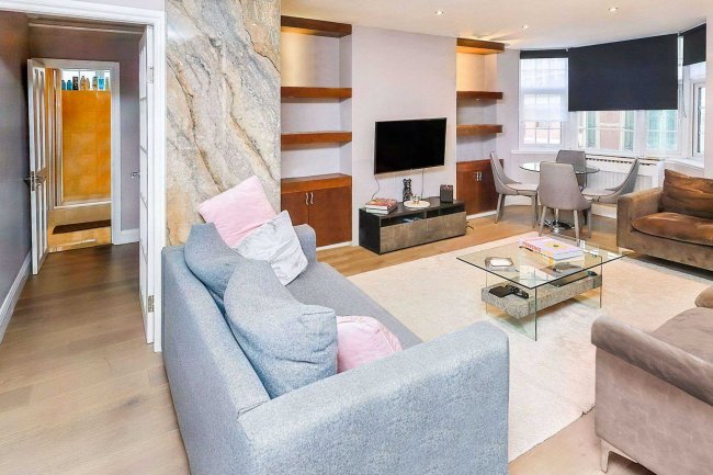 Flat 16 Princes Court, 88 Brompton Road, Knightsbridge, London, SW3 1ES 6