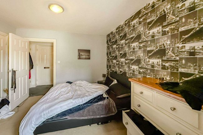 Flat 14, 37 West Street, Bognor Regis, PO21 1FS 10