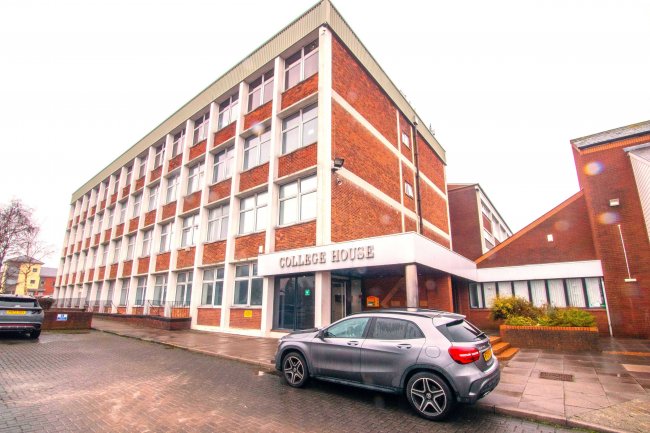 College House, Howard Street, Barrow-In-Furness, Cumbria LA14 1NB 8