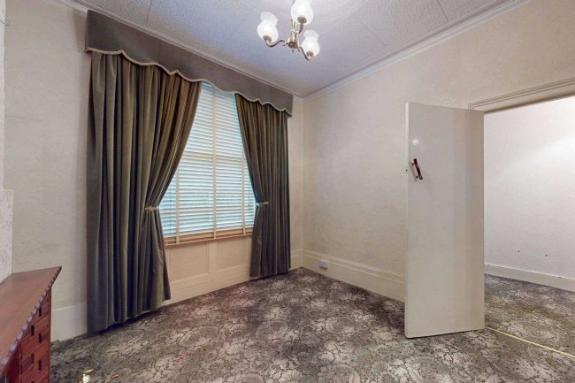 9 Wilton Square, Islington, London, N1 3DL 7