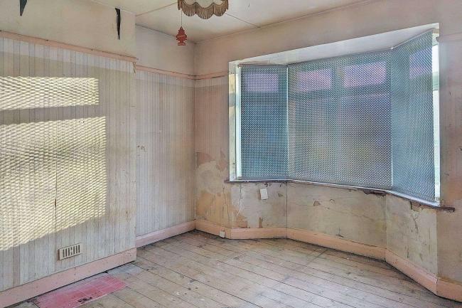 169 Birchanger Road, Croydon, SE25 5BS 2