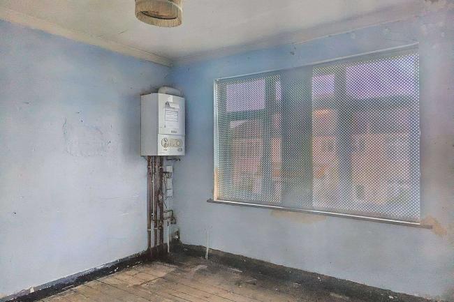 169 Birchanger Road, Croydon, SE25 5BS 2