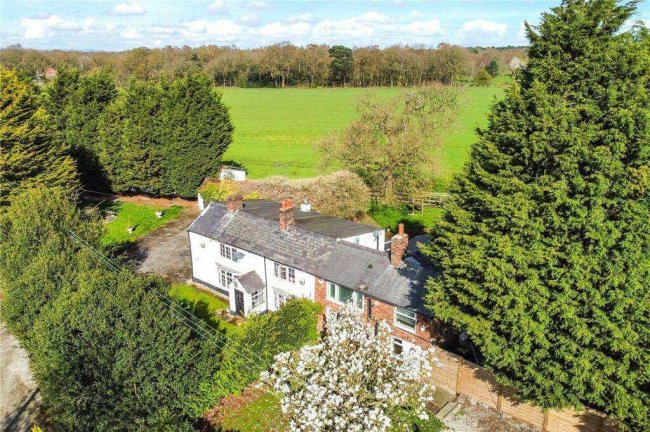 Bigstone Cottage, Middlewich Road, Cranage, Cheshire, CW4 8HG 6