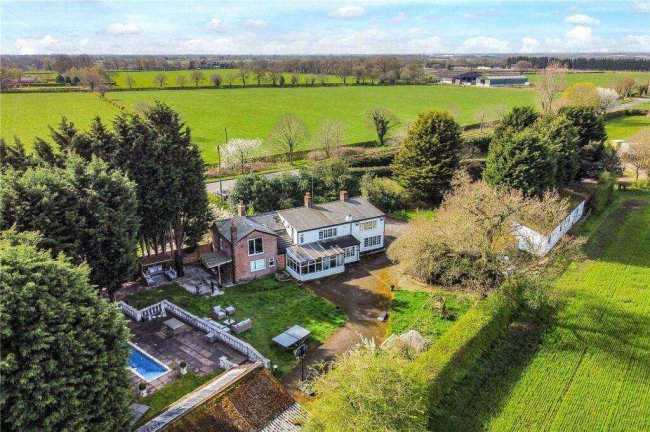 Bigstone Cottage, Middlewich Road, Cranage, Cheshire, CW4 8HG 6