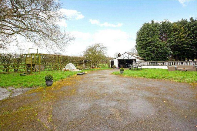 Bigstone Cottage, Middlewich Road, Cranage, Cheshire, CW4 8HG 6