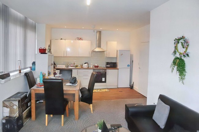 11 Courier House, King Cross Street, Halifax, West Yorkshire, HX1 2DG 9