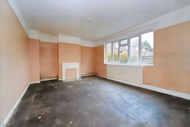 44 Sefton Close, Stoke Poges, Slough, SL2 4LJ 8