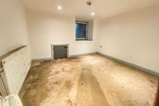 28 Regent Road, Blackpool, Lancashire, FY1 4LY 8