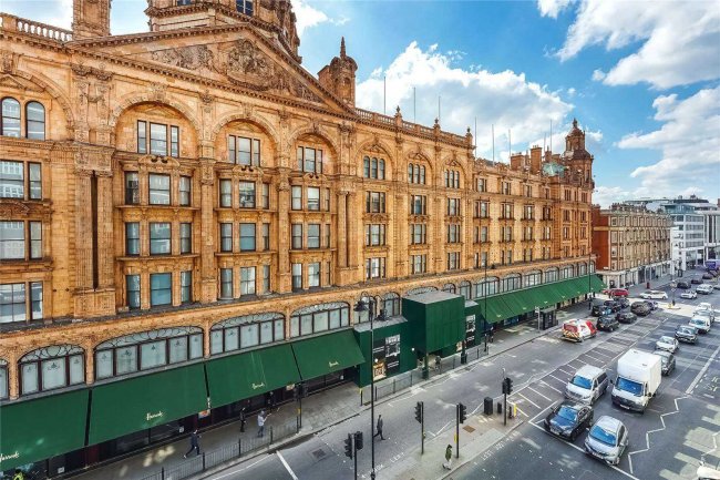 Flat 31 Princes Court, 88 Brompton Road, Knightsbridge, London, SW3 1ES 6