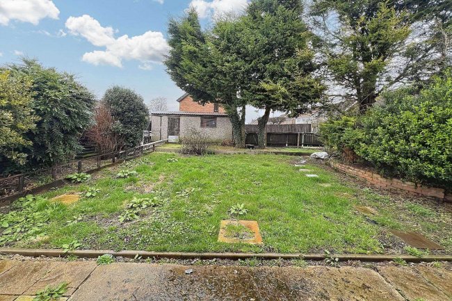 52 Walton Road, Wisbech, Cambridgeshire, PE13 3ET 3