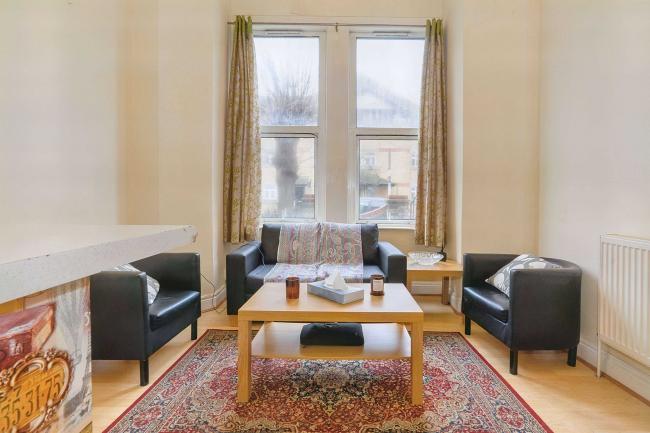 Flat 2, 91 Longley Road, Tooting SW17 9LD 7