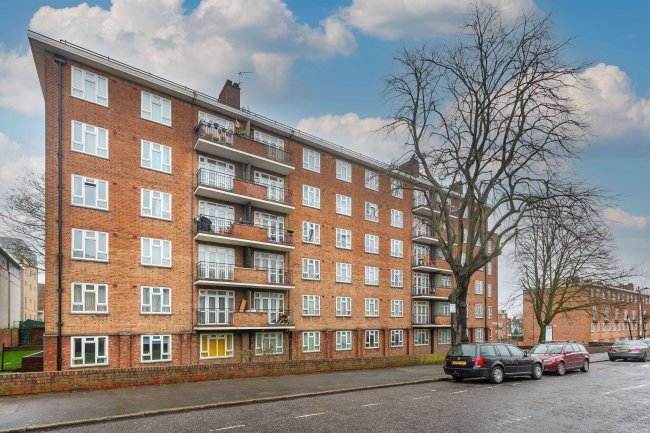 23 Holyrood House, Portland Rise, Finsbury Park, London, N4 2QD 6