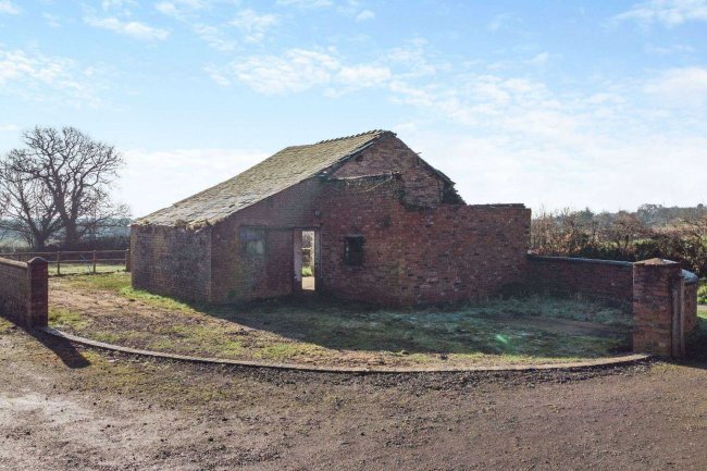 Hayward Barn, Goldstone, Hinstock, Market Drayton, Shropshire, TF9 2NA 4