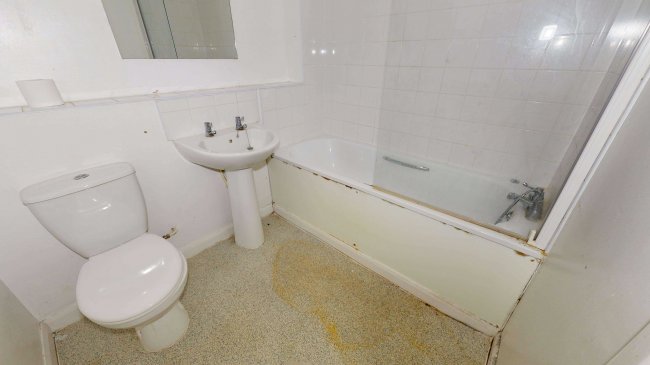 76 Sheridan Road, Richmond, Surrey, TW10 7NH 3