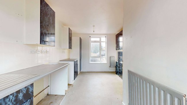 1 Rushy Meadow Lane, Carshalton, Surrey, SM5 2AS 10