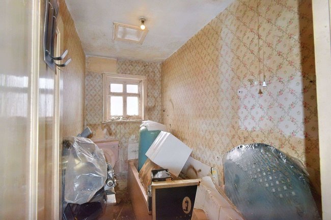 51 Causton Road, Colchester, Essex, CO1 1RT 9