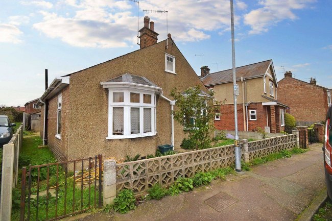 51 Causton Road, Colchester, Essex, CO1 1RT 9