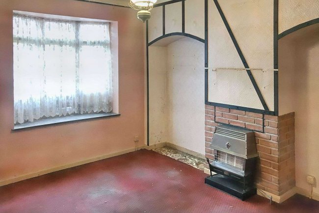 91 Church Elm Lane, Dagenham, RM10 9RJ 2