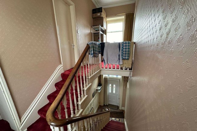 Ing Head House, Damems Road, Keighley, BD21 5EU 8