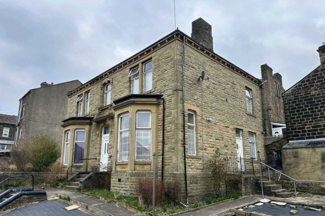 Ing Head House, Damems Road, Keighley, BD21 5EU 8