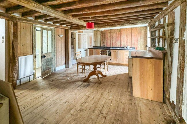 20-21 Market Street, Harwich CO12 3DX 6