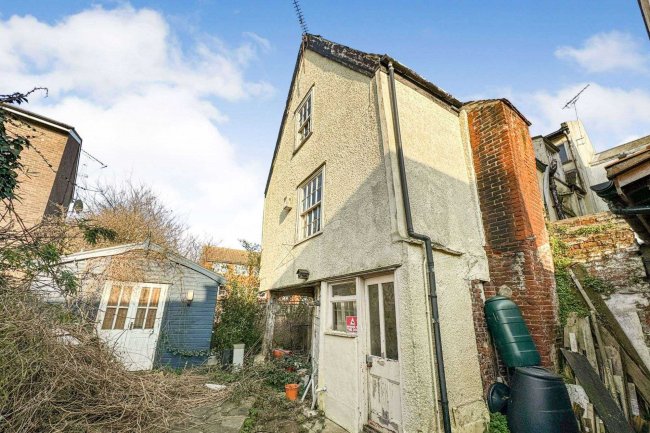 20-21 Market Street, Harwich CO12 3DX 6