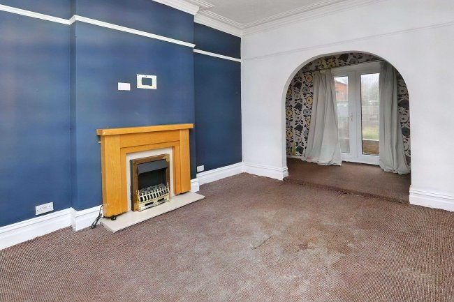 24 Upper Aughton Road, Southport PR8 5ND 2