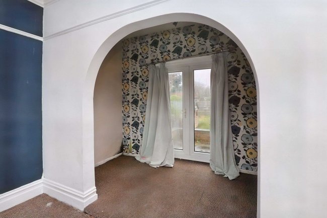 24 Upper Aughton Road, Southport PR8 5ND 2