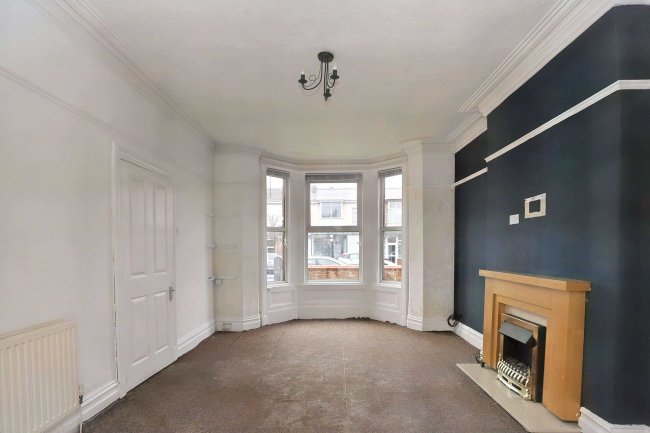 24 Upper Aughton Road, Southport PR8 5ND 2