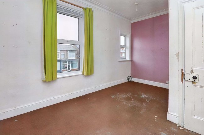 24 Upper Aughton Road, Southport PR8 5ND 2