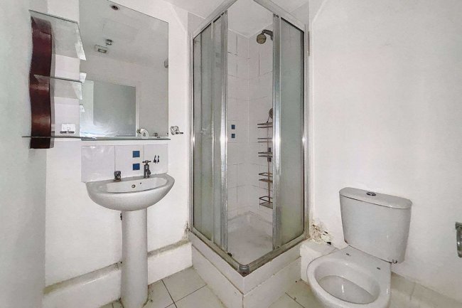 Flat 207 City View, Centreway Apartments, Axon Place, Ilford, IG1 1NL 1