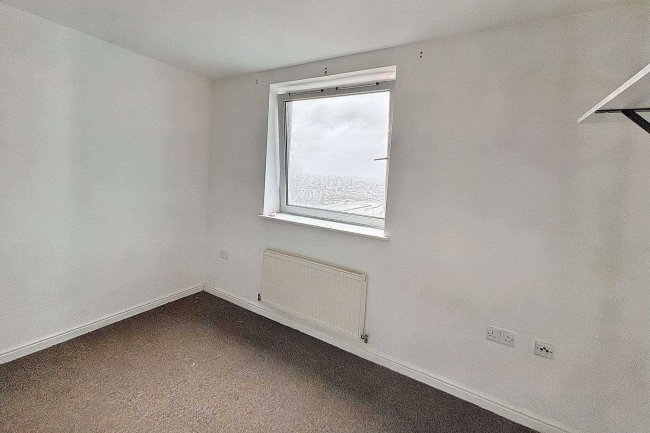 Flat 207 City View, Centreway Apartments, Axon Place, Ilford, IG1 1NL 1