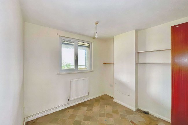 Flat 34 Atholl Court & Garage, Kingsway Gardens, Andover, SP10 4BB 3