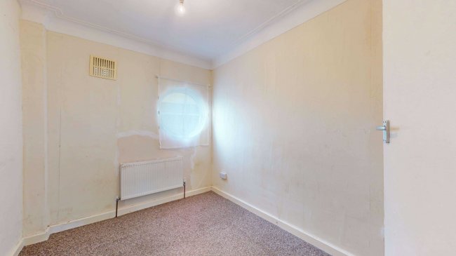 12 Lincoln Close, Woodside Green, South Norwood, London, SE25 5ET 6