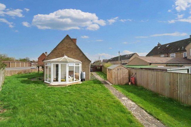 9 Orchard Way, Chipping Norton, Oxfordshire, OX7 7EZ 6