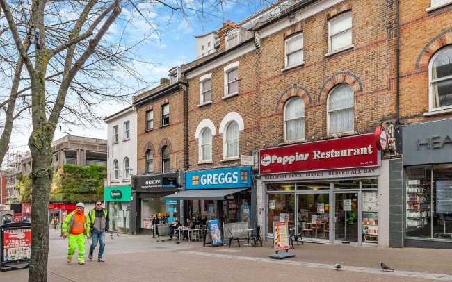 72 High Street, Sutton, Greater London SM1 1EZ 9