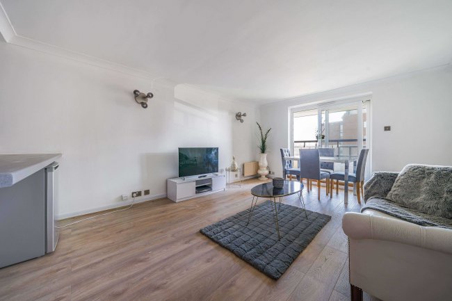 Flat 14, Livingstone Lodge, Admiral Walk, Maida Vale, London, W9 3TN 9