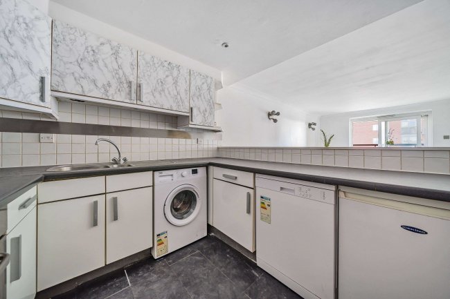 Flat 14, Livingstone Lodge, Admiral Walk, Maida Vale, London, W9 3TN 9