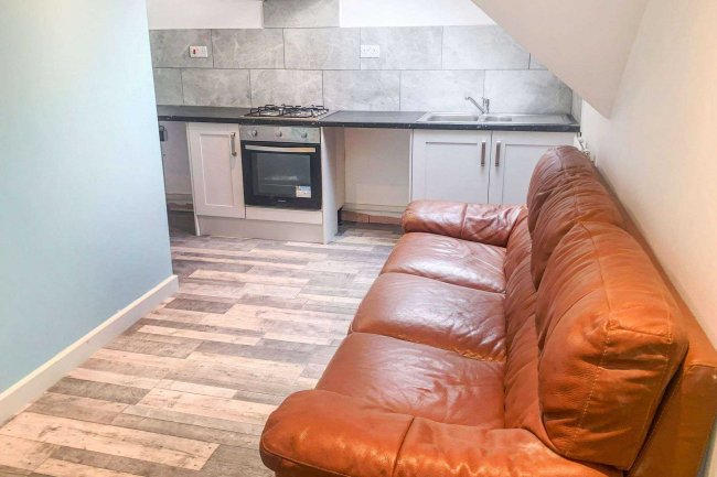 122 - 128 (Evens) Marvels Lane, Grove Park, London, SE12 9PG 5