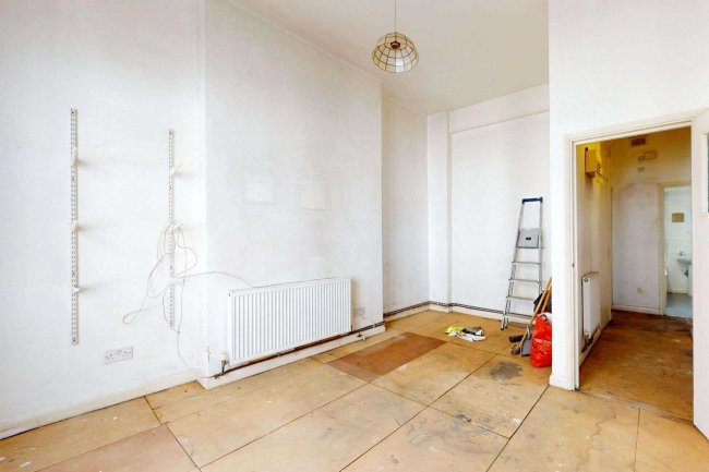 Flat B, 1 Newton Road, London, W2 5JP 1