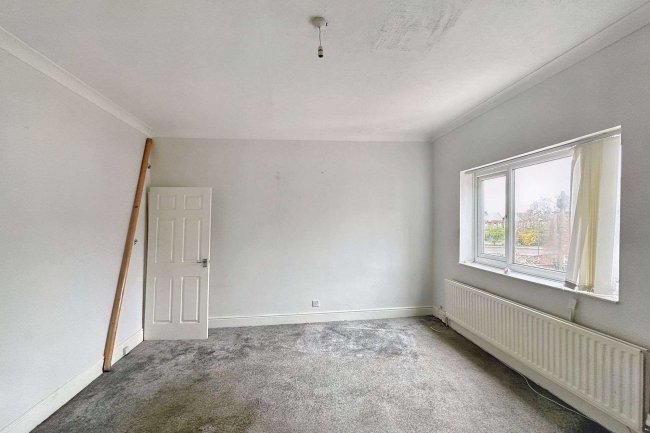 562 John Williamson Street, South Shields, NE33 5LW 4