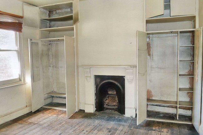 Flat C, 67 Heyford Avenue, Kennington, London SW8 1EB 6