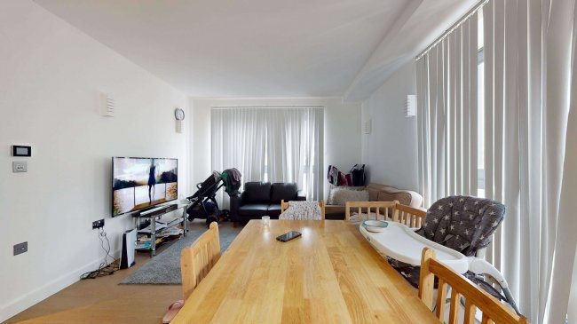 Flat 26, Vista House, Lincoln Road, Dorking, Surrey, RH4 1GP 4