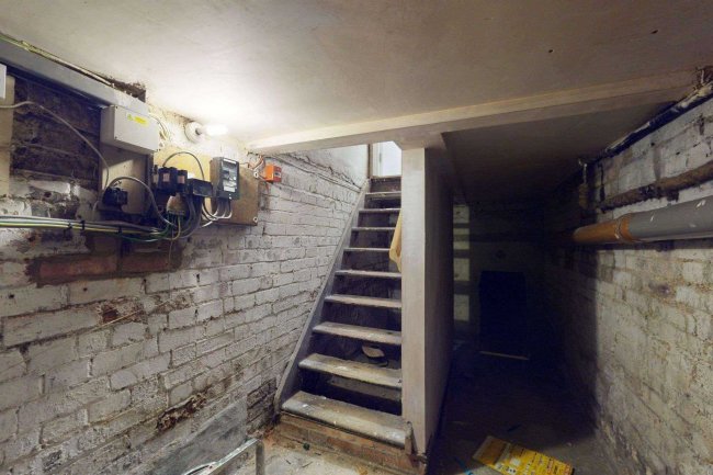 14 Weston Park, Crouch End, London, N8 9TJ 9